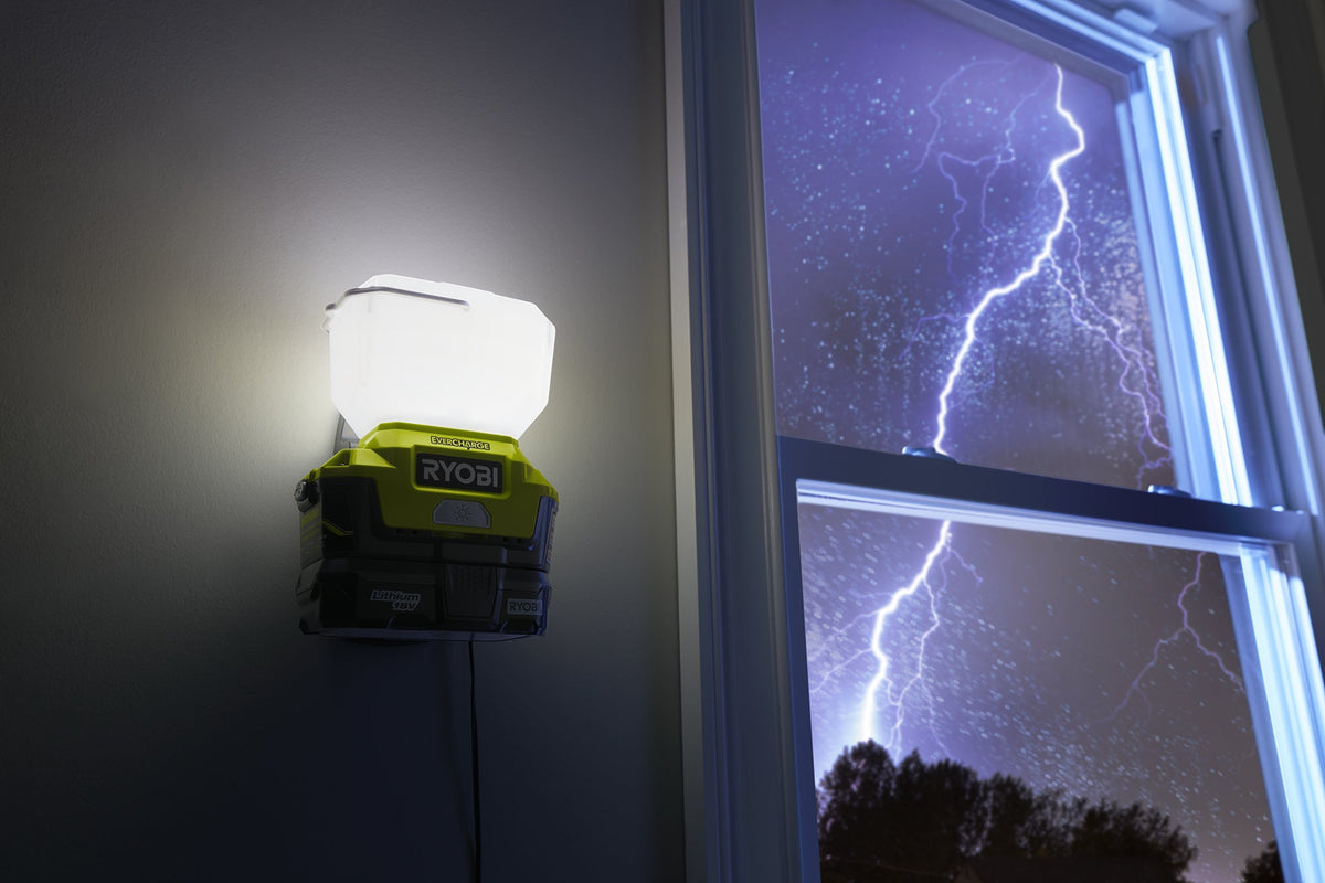 18V ONE+ EVERCHARGE Area Light Kit - P784K