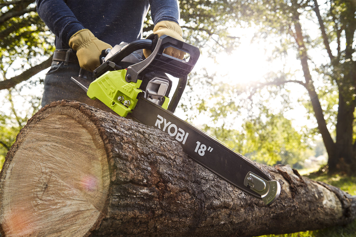 2 Cycle 18" Chainsaw - RY3818