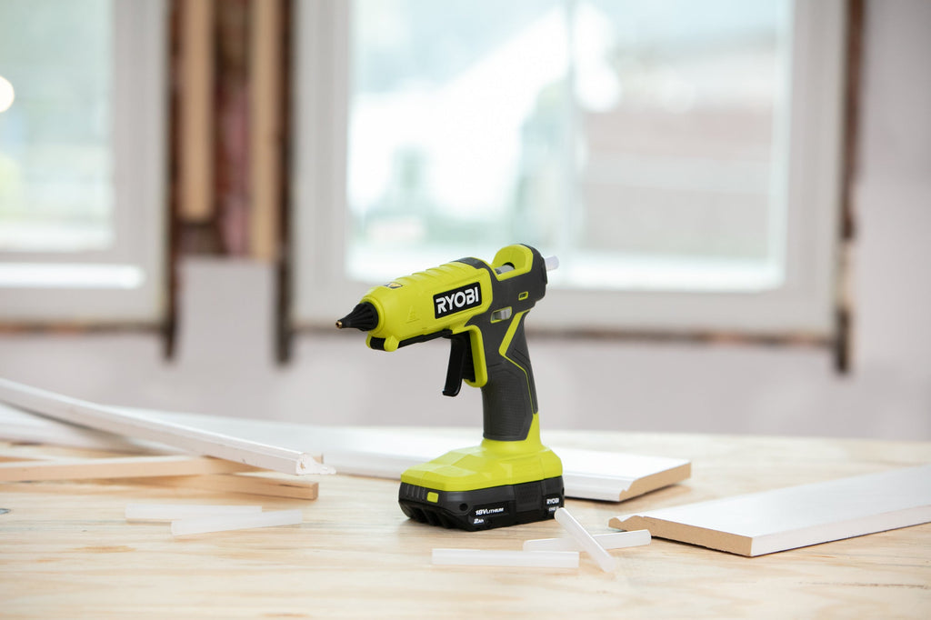 18V ONE+ Dual Temperature Glue Gun Kit - P307K1N