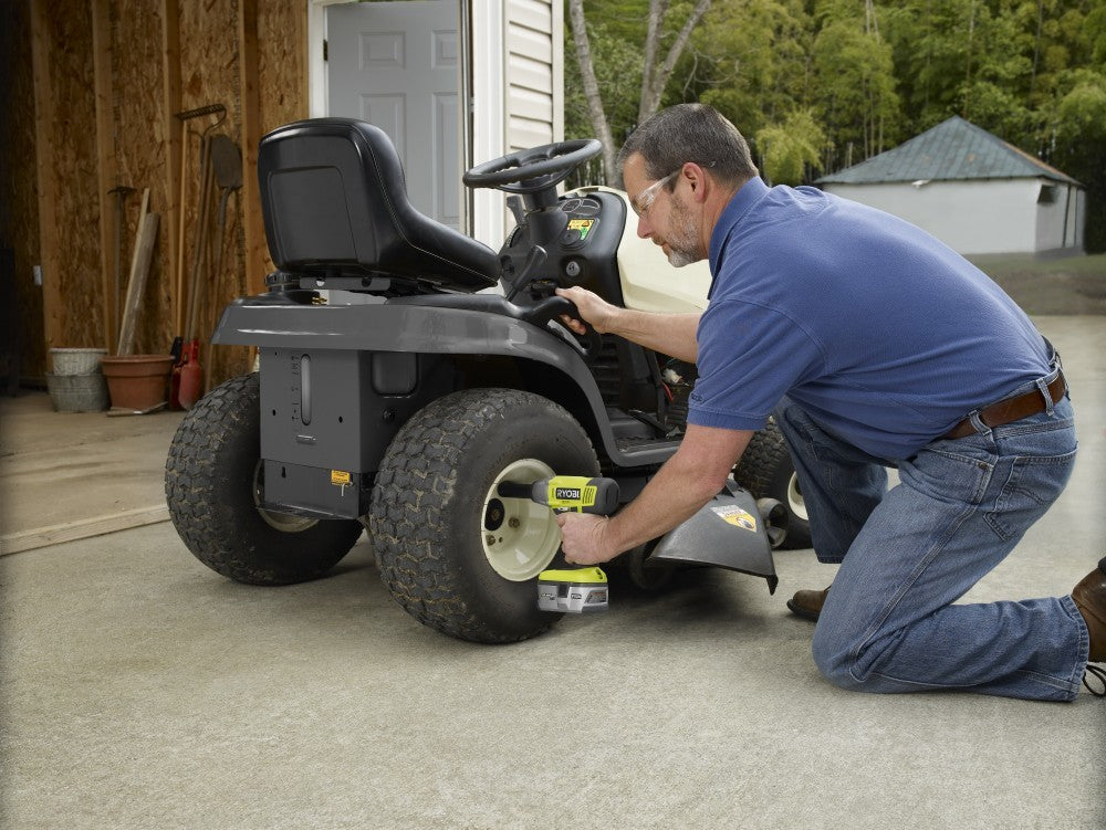 18V ONE+ 1/2" Impact Wrench - P260