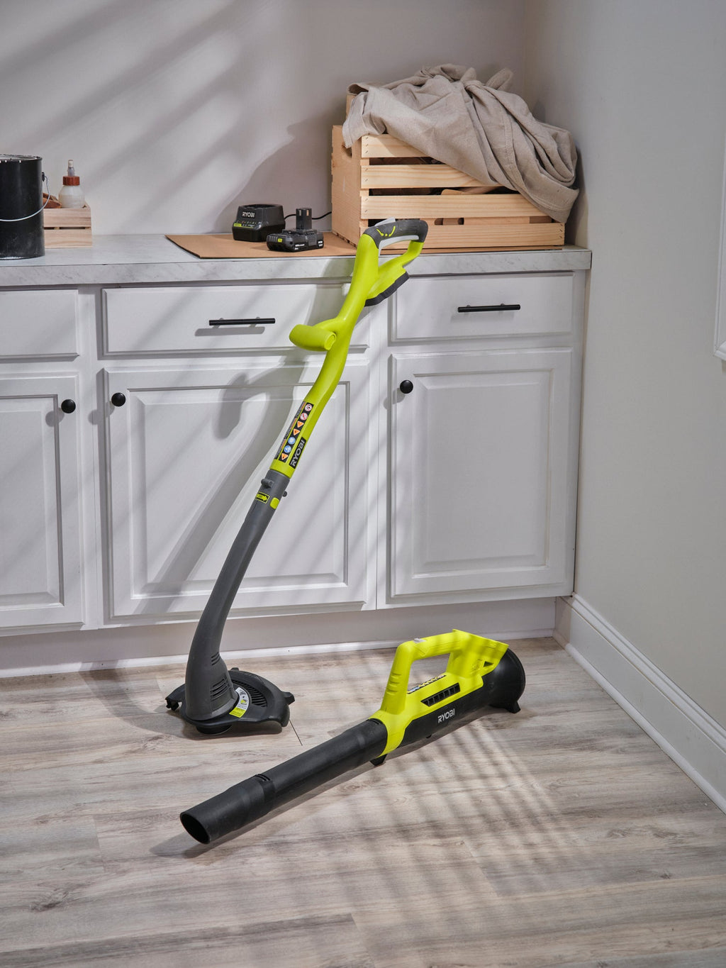 18V ONE+ String Trimmer/Edger & Blower Combo Kit - P2036