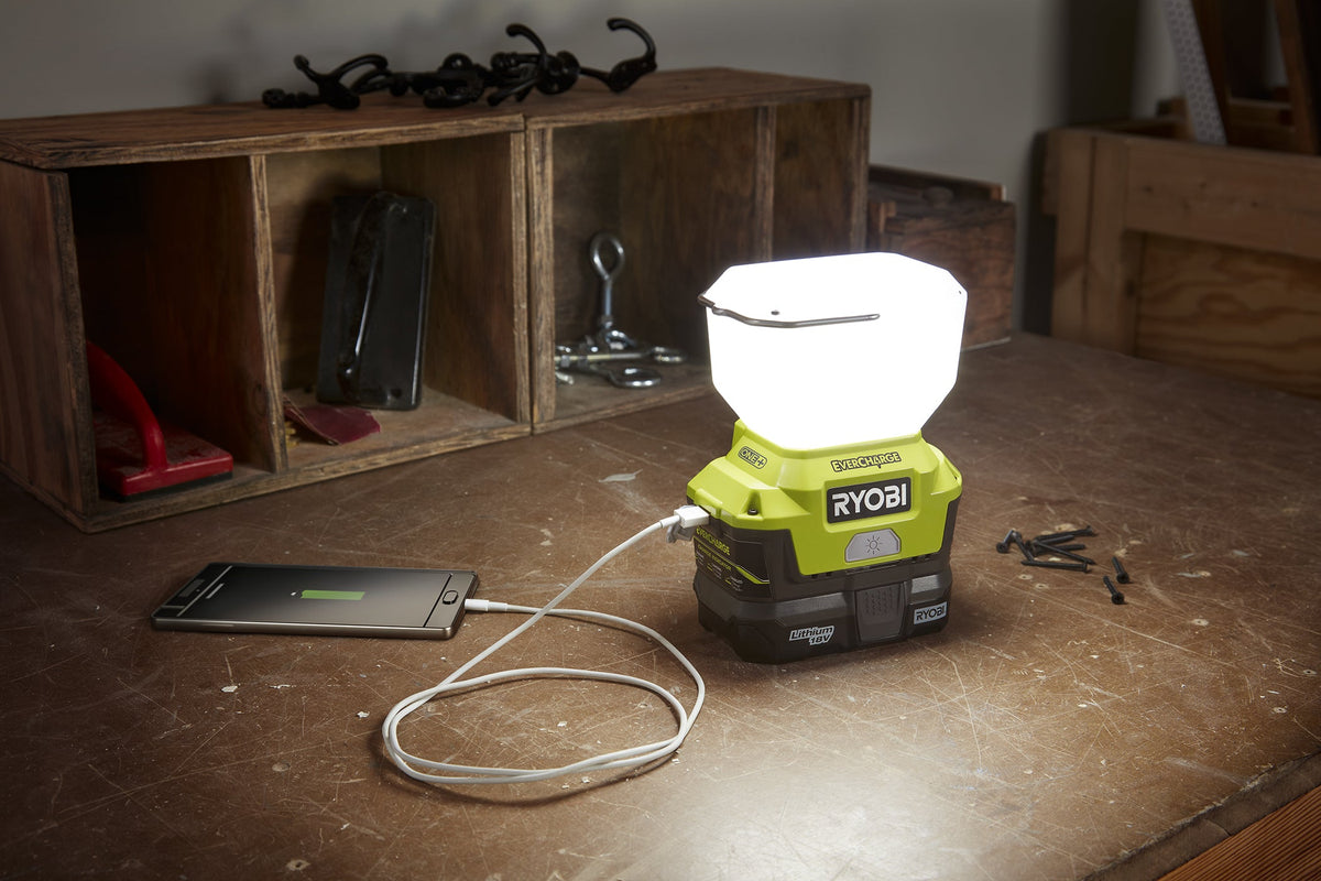 18V ONE+ EVERCHARGE Area Light Kit - P784K