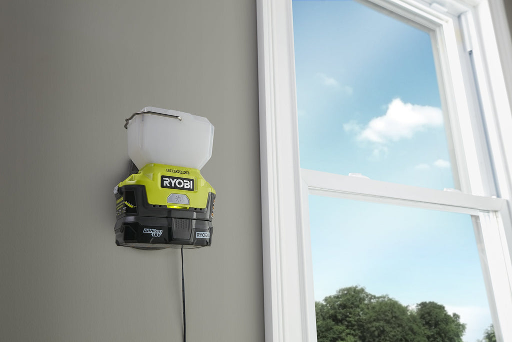 18V ONE+ EVERCHARGE Area Light Kit - P784K