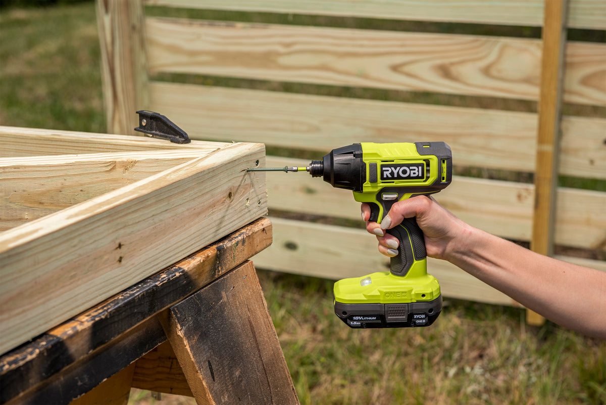 18V ONE+ 1/4" Impact Driver - PCL235B