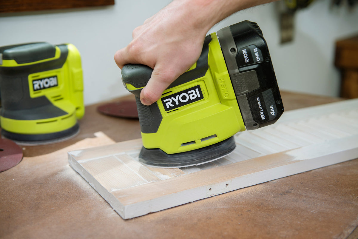 18V ONE+ Corner Cat Finish Sander - PCL416B
