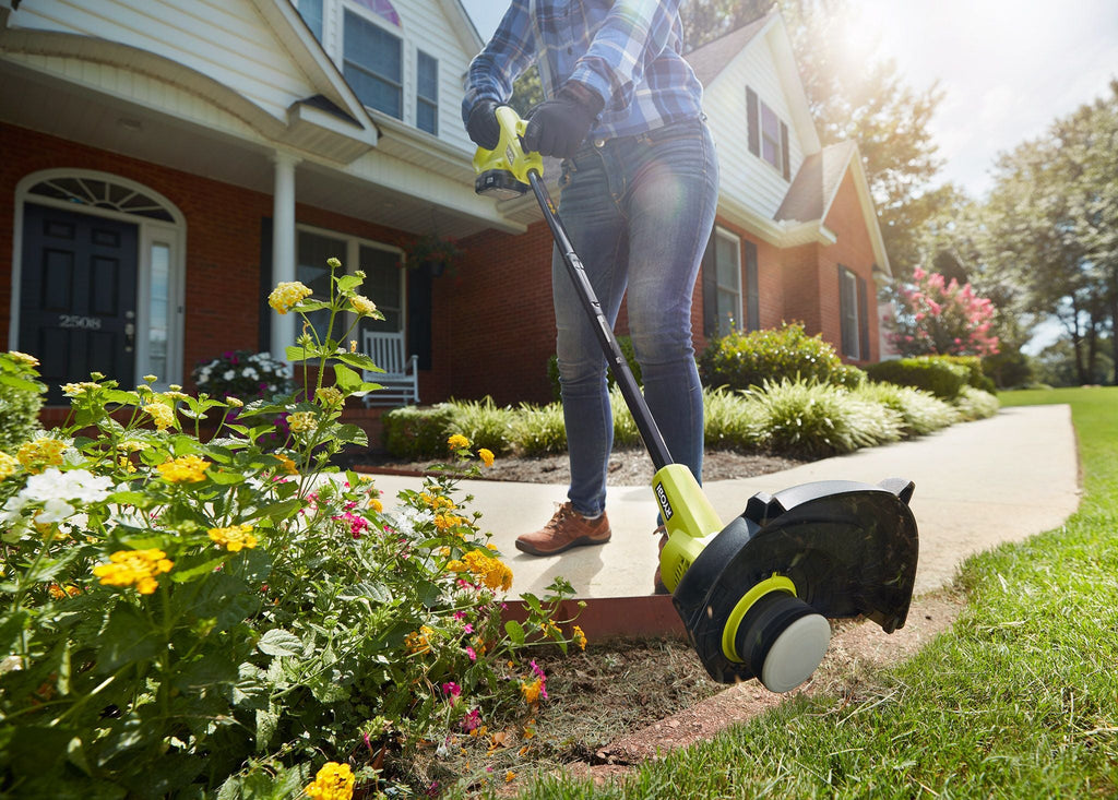 18V ONE+ 10" String Trimmer - P20103BTLVNM