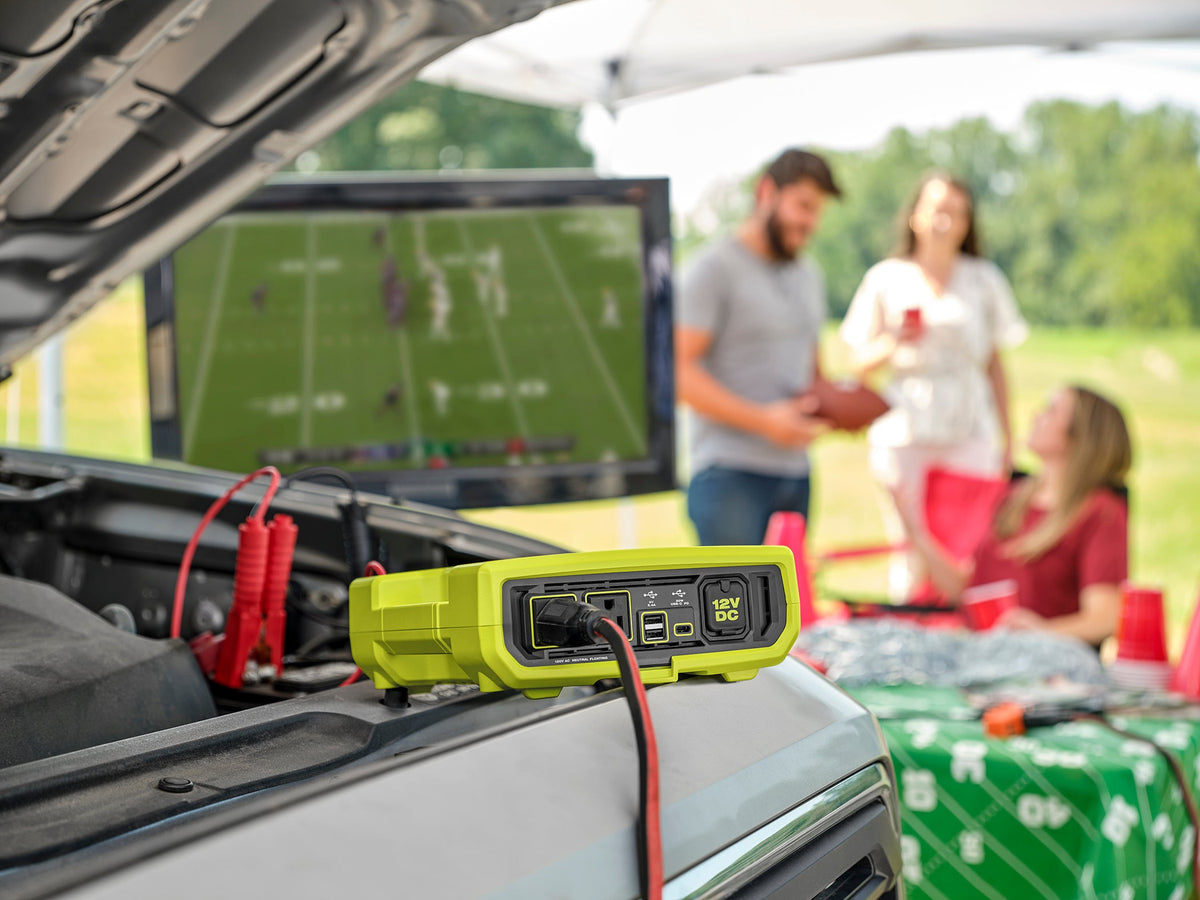 18V ONE+ 800-Watt Automotive Power Inverter - RYi8030A