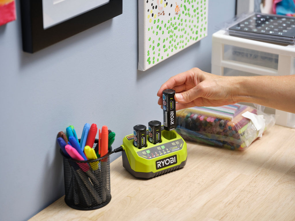 USB Lithium 3-Port Charger - FVCH01