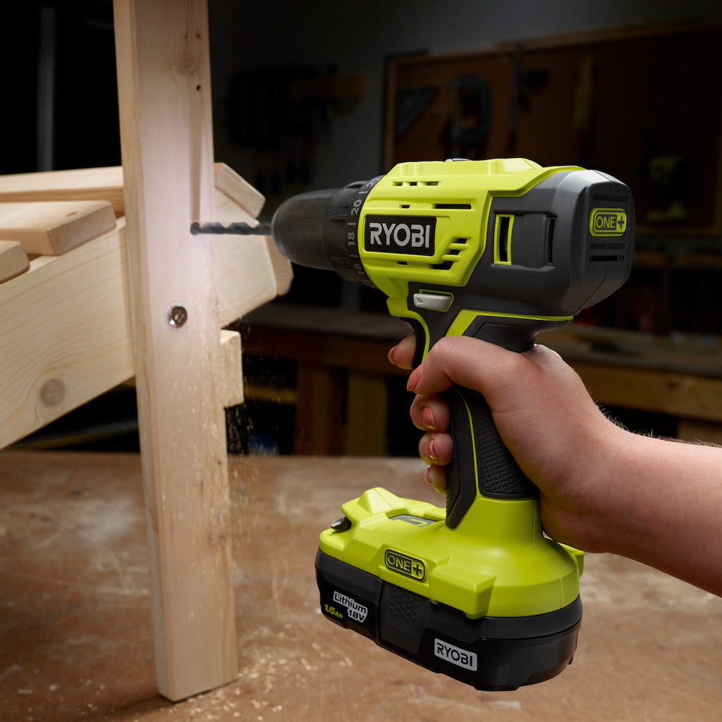 18V ONE+ 1/2" Drill/Driver Kit - P215K