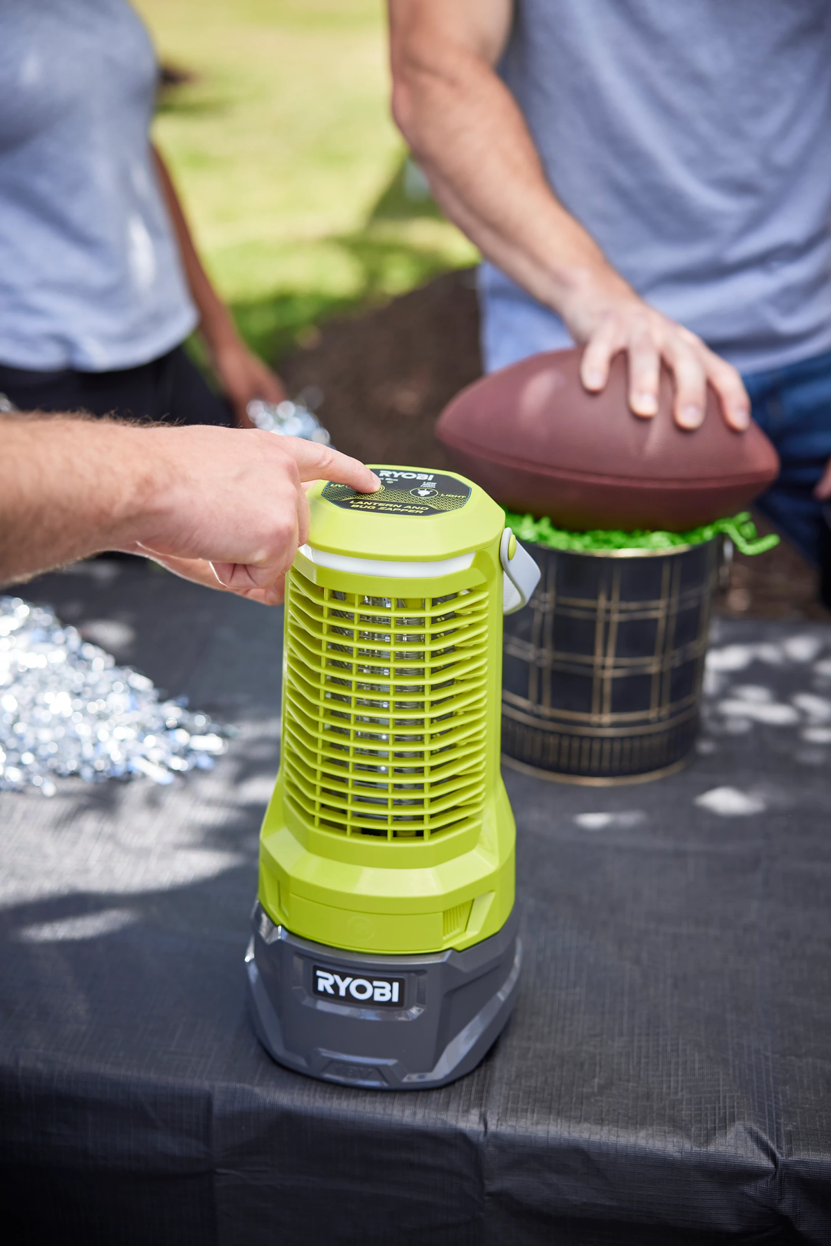18V ONE+ Bug Zapper - P29014BTL